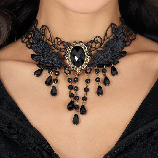 Gothic, bestickte Halskette