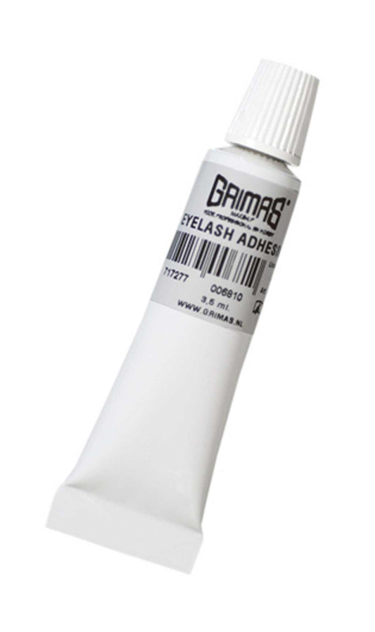 Professionelle Augenwimperklebe