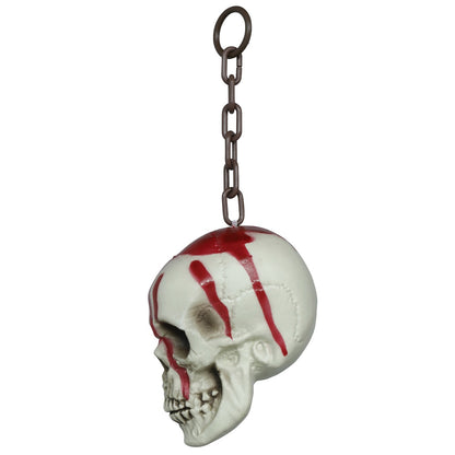 Totenkopf mit Kette