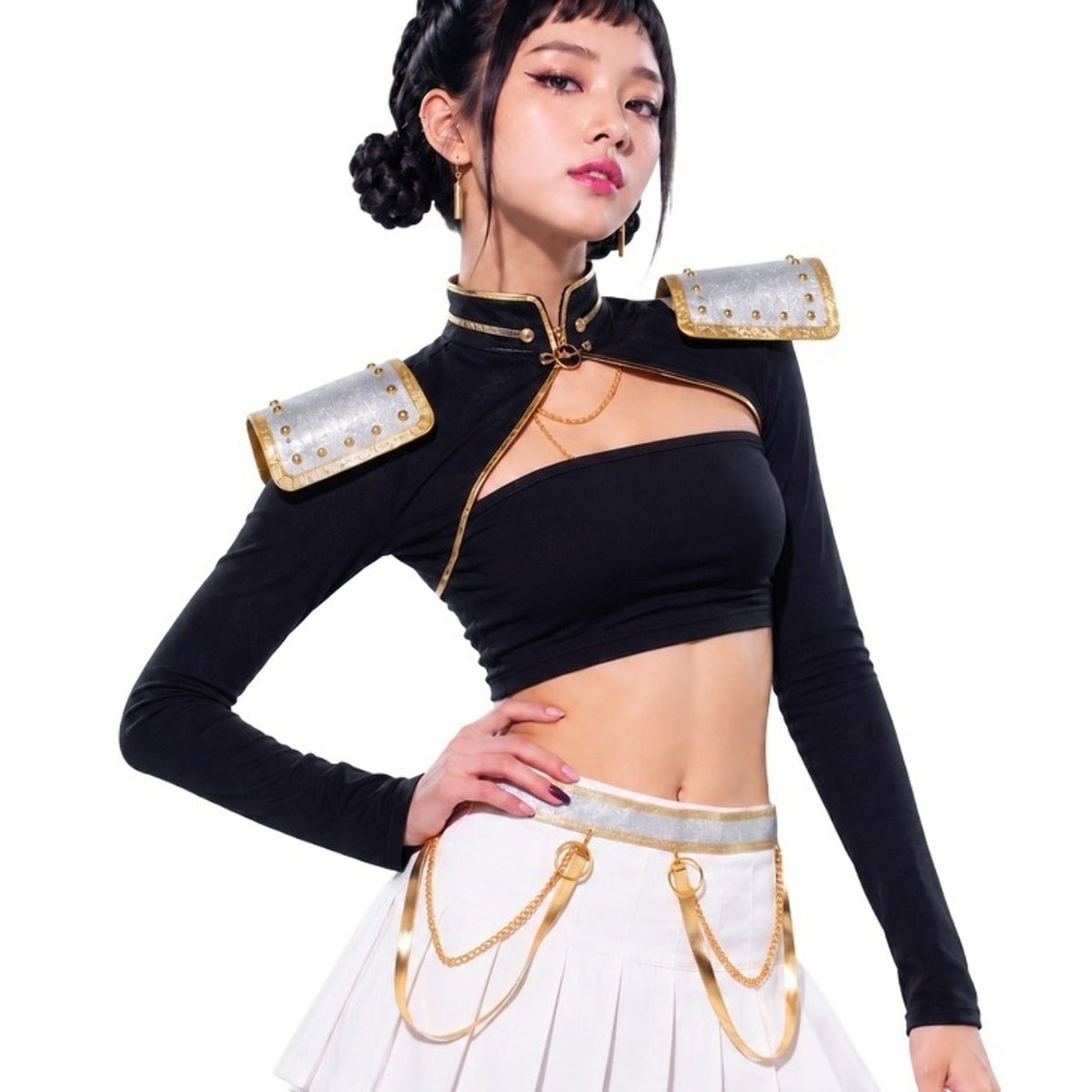 K-Pop-Set mit Schulterpolstern und Gürtel