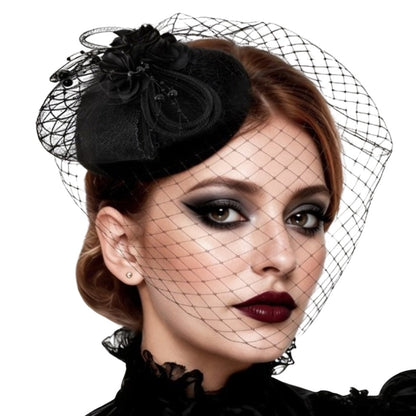 Chic-Schwarze-Witwe-Hut