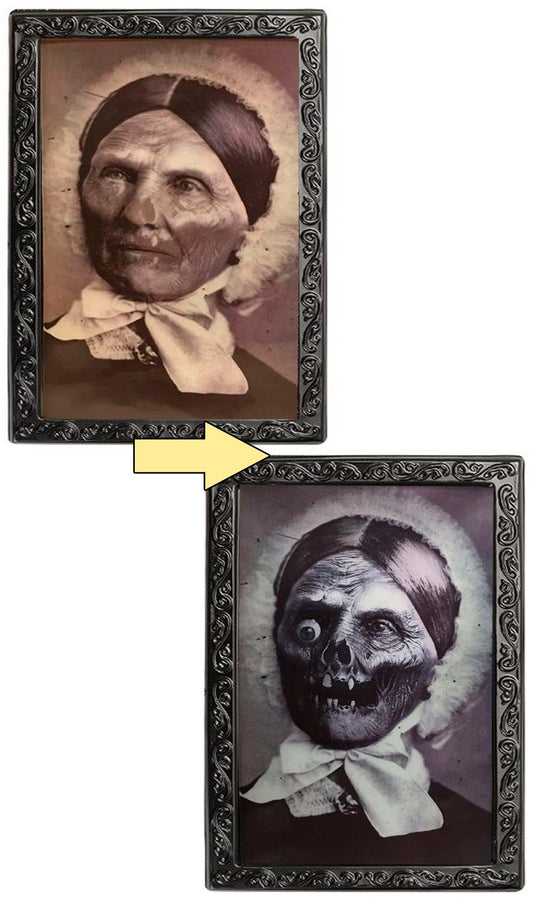 Kleiner Horror Bild alte Dame