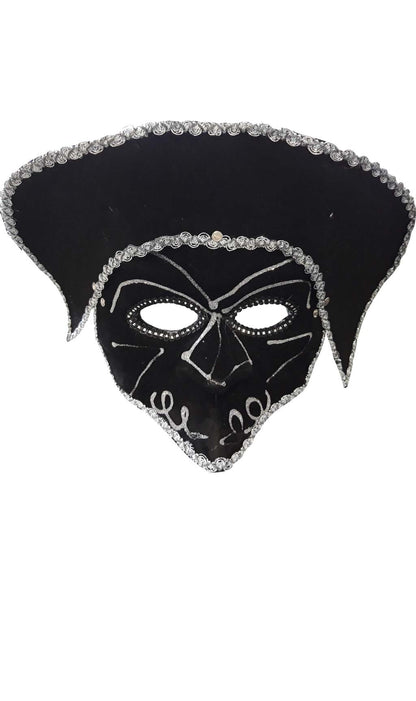 Venezianische Maske mit Kappe