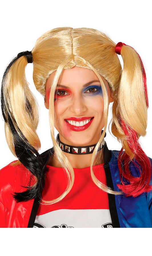 Perücke mit Zöpfen blond
